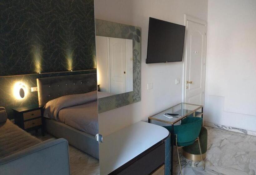 اتاق راحتی سه تخته, B&b Mini Hotel Incity Close Train Station And Port