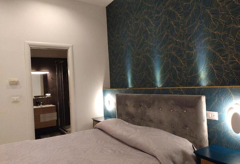 اتاق راحتی سه تخته, B&b Mini Hotel Incity Close Train Station And Port