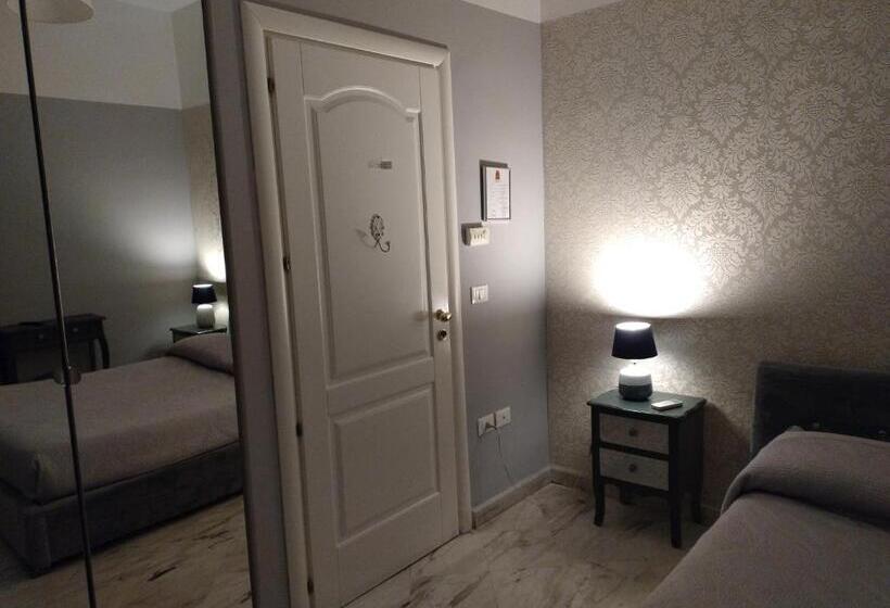 اتاق سوپریور سه تخته, B&b Mini Hotel Incity Close Train Station And Port