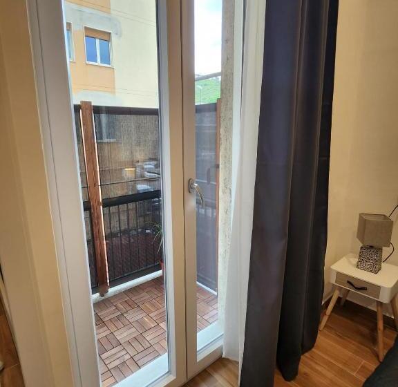 اتاق استاندارد, B&b Mini Hotel Incity Close Train Station And Port