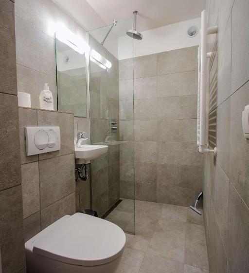 اتاق استاندارد, Brekkugerdi Guesthouse