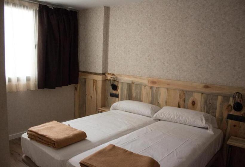 اتاق استاندارد, Black Swan Hostel Sevilla