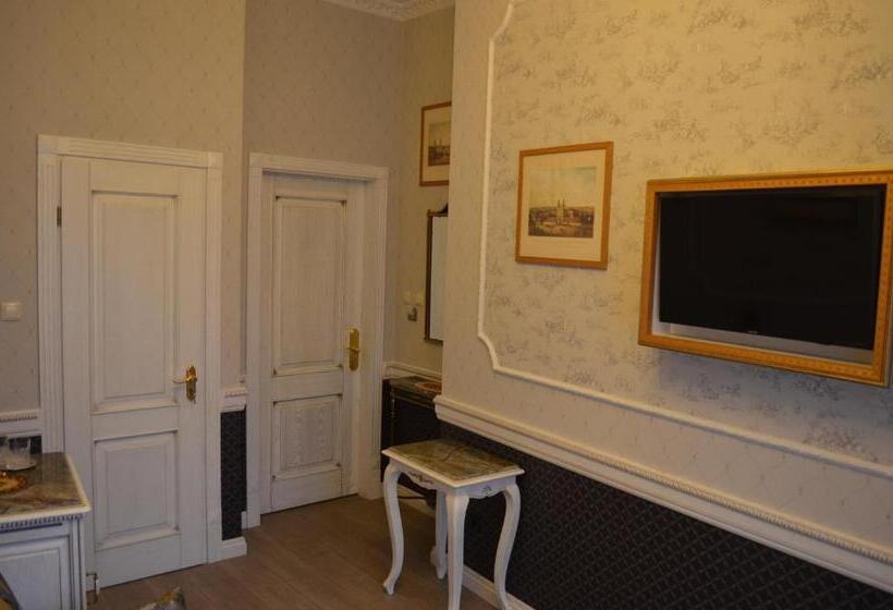 اتاق استاندارد, Gabi B&b