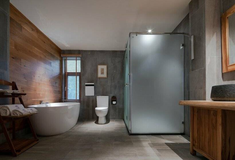 غرفة قياسية, The Apsara Lodge