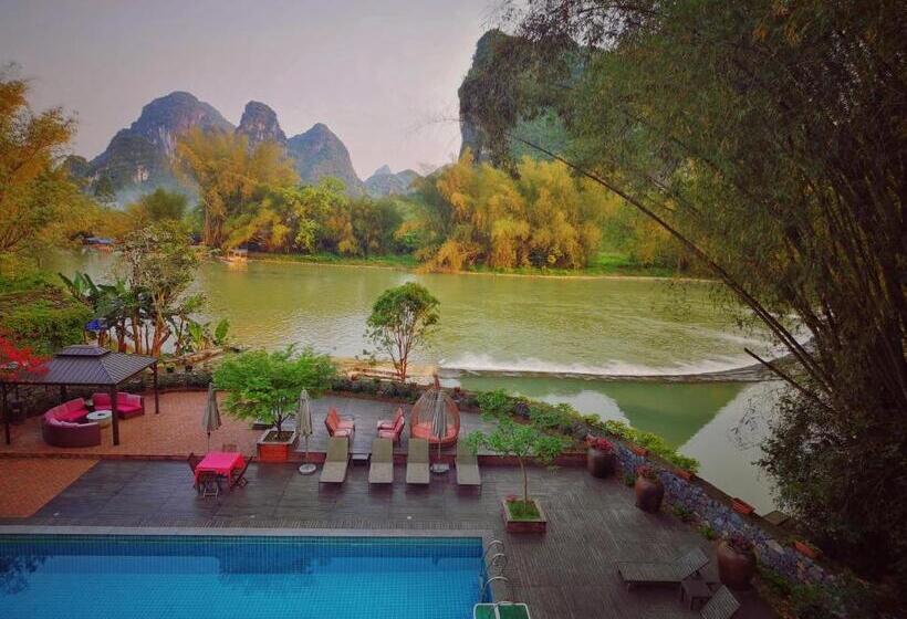 غرفة ديلوكس مزودة بشرفة, The Apsara Lodge