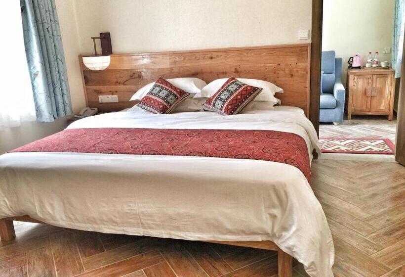 Полулюкс, The Apsara Lodge