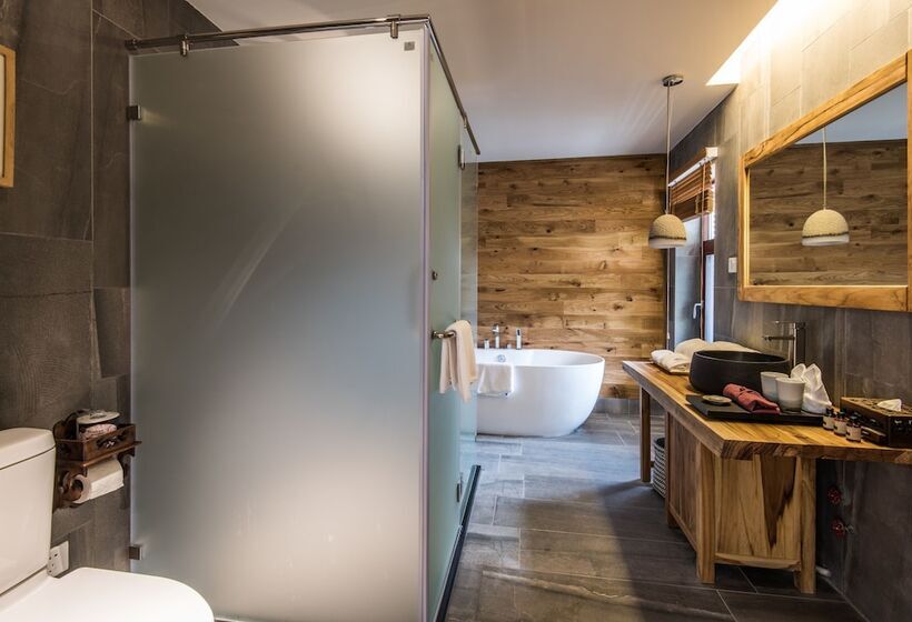 غرفة قياسية, The Apsara Lodge