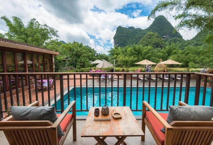 اتاق استاندارد با بالکن, The Apsara Lodge