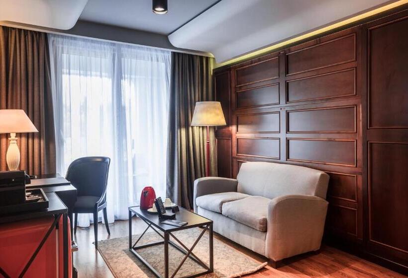 اتاق سوپریور با چشمانداز رودخانه, Park Hotel & Spa