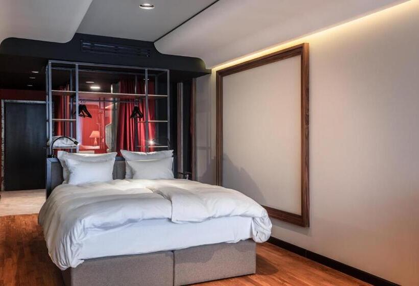 اتاق سوپریور با چشم‌انداز رودخانه, Park Hotel & Spa