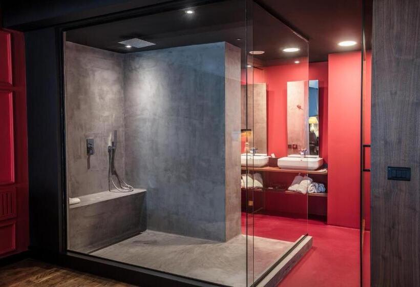 سوییت اجرایی, Park Hotel & Spa