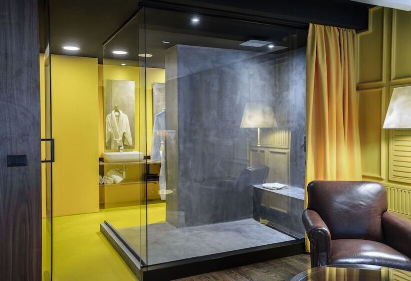 سوییت اجرایی, Park Hotel & Spa