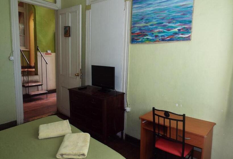 اتاق استاندارد با سرویس بهداشتی مشترک, Hostal Casa Verde Limón