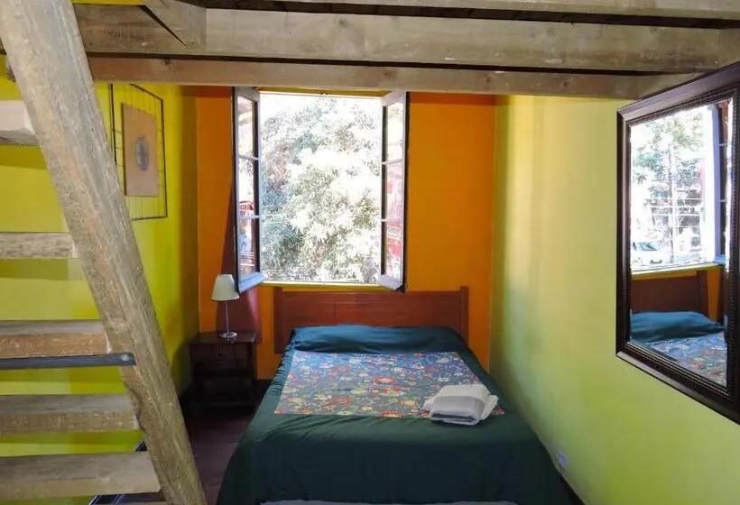 اتاق استاندارد با سرویس بهداشتی مشترک, Hostal Casa Verde Limón