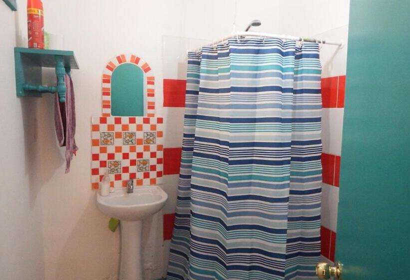 수피리어 스튜디오, Hostal Casa Verde Limón