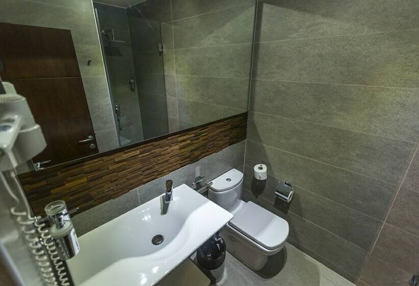 标准单人间, Aruma Boutique