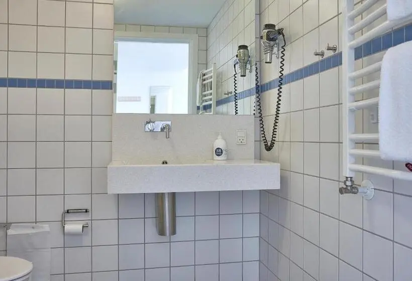 اتاق استاندارد سه نفره, Bb Hotel Aarhus Havnehotellet