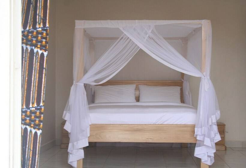 اتاق استاندارد یک نفره, Bromelia Guesthouse