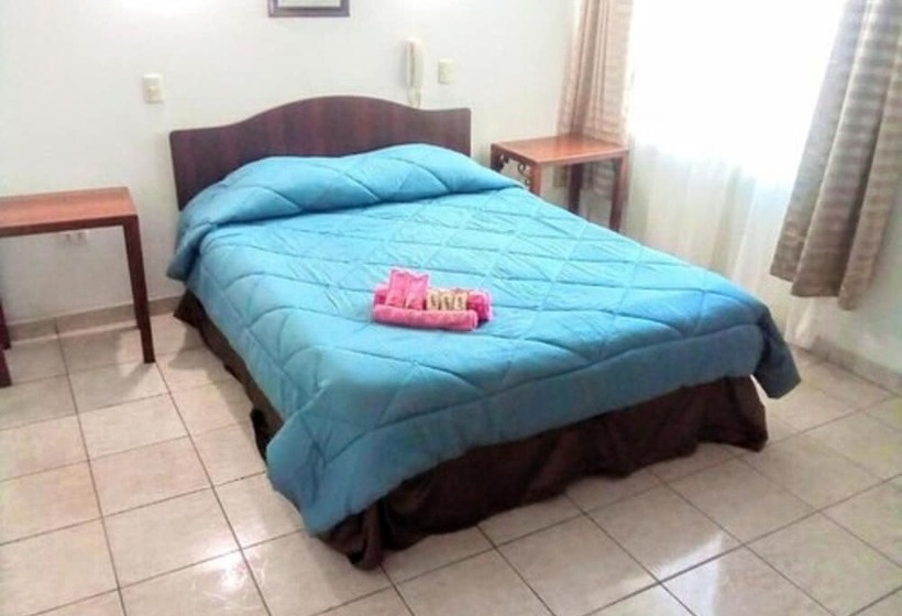 اتاق استاندارد چهار تخته, Andalucía