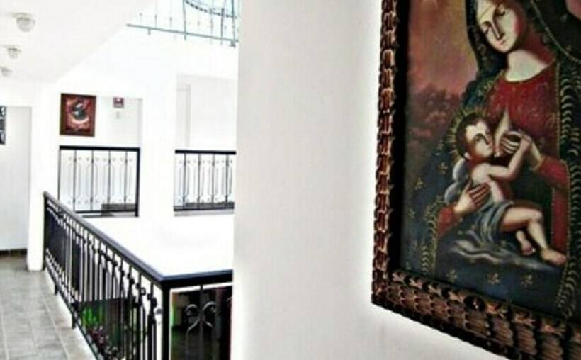 اتاق استاندارد چهار تخته, Andalucía