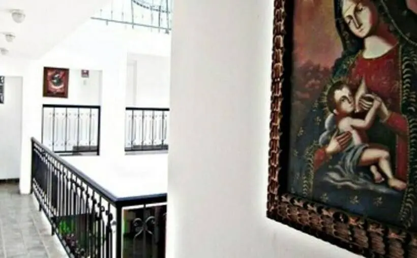 اتاق استاندارد چهار تخته, Andalucía