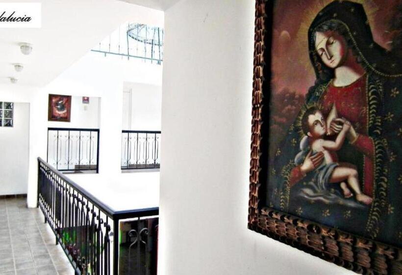 اتاق استاندارد سه نفره, Andalucía