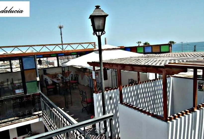 اتاق استاندارد سه نفره, Andalucía