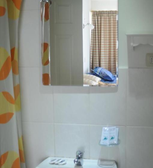 اتاق استاندارد چهار تخته, Andalucía