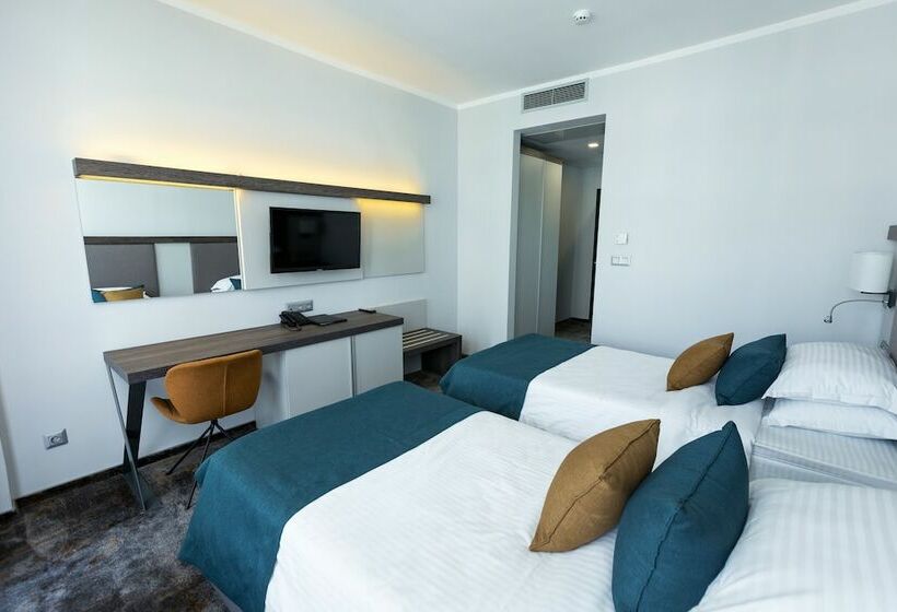 اتاق راحتی, Best Western Plus Premium Inn