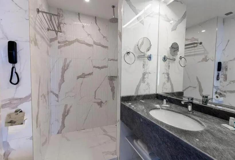 Comfort-huone, Best Western Plus Premium Inn