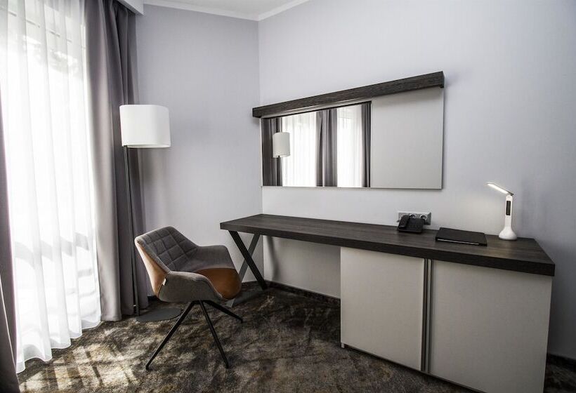 Номер Стандарт Двуспальная Кровать, Best Western Plus Premium Inn