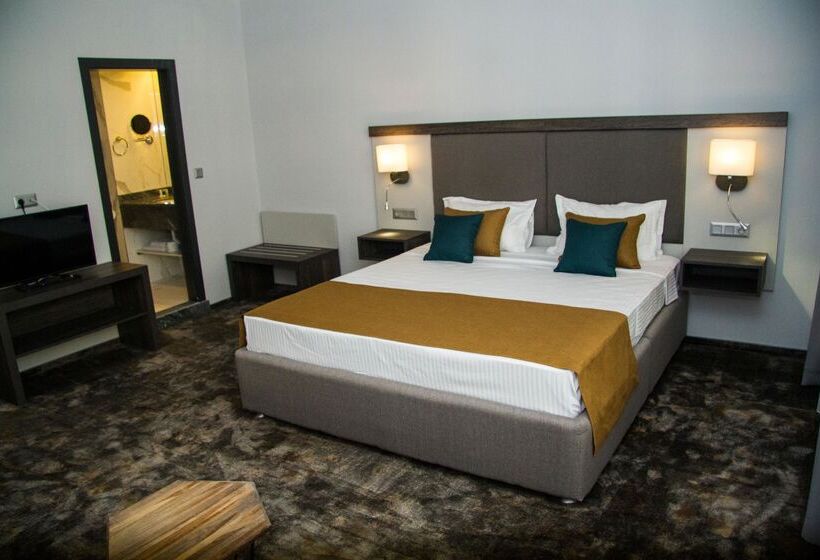 Номер Комфорт, Best Western Plus Premium Inn