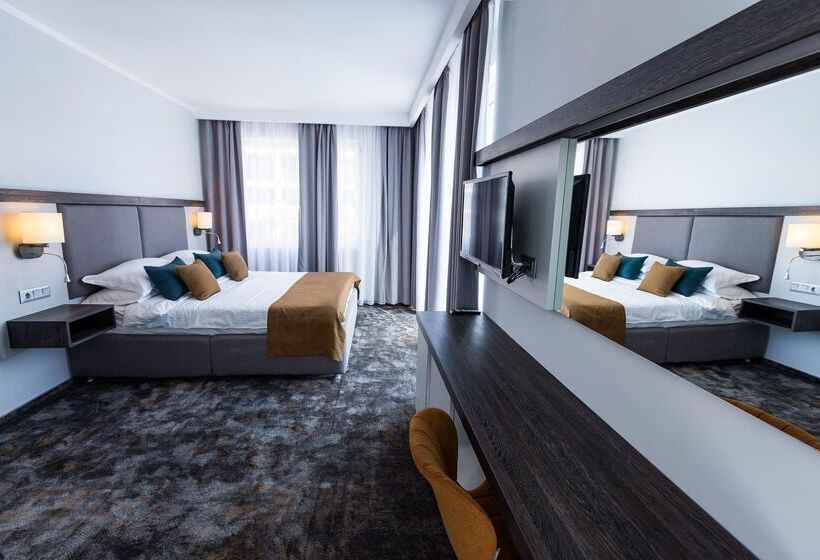 Номер Комфорт, Best Western Plus Premium Inn