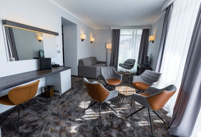 سوییت اجرایی, Best Western Plus Premium Inn