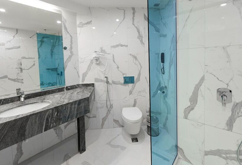 Номер Стандарт Двуспальная Кровать, Best Western Plus Premium Inn