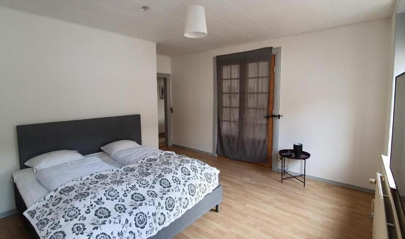 דירת חדר, Det Gamle Rådhus