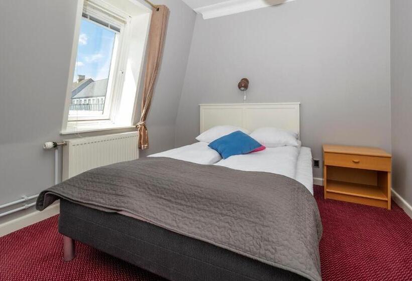 דירת שני חדרים, Det Gamle Rådhus