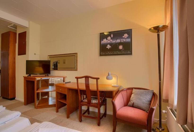 스탠다드 스튜디오, Ebsens