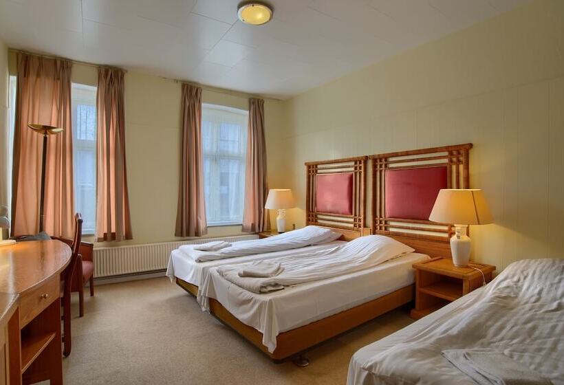 스탠다드 스튜디오, Ebsens