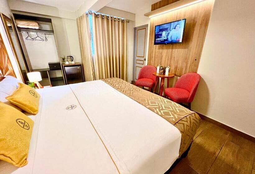 Номер Стандарт, Montreal Magdalena Del Mar