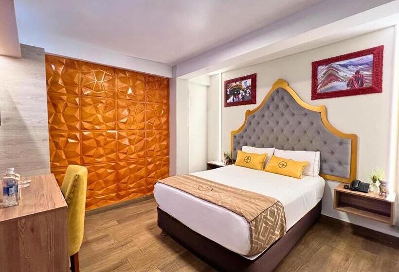 Номер Стандарт, Montreal Magdalena Del Mar