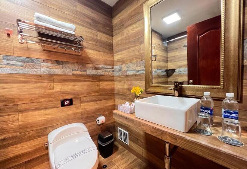 Номер Стандарт, Montreal Magdalena Del Mar