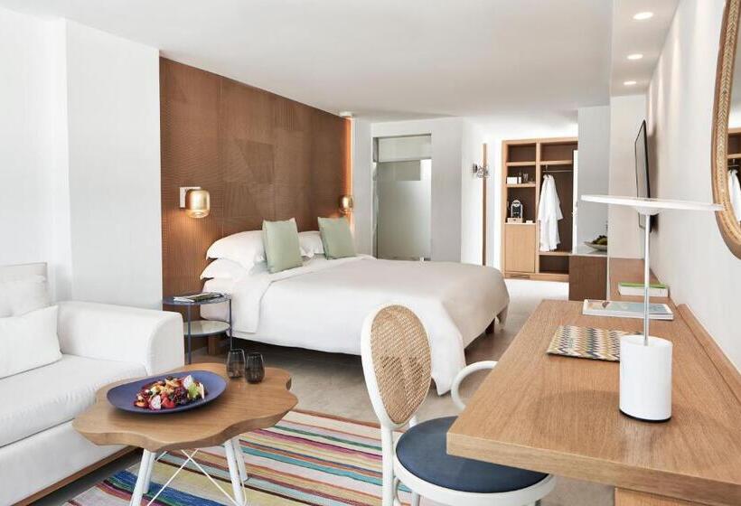 סוויטת ג'וניור, Myconian Korali Relais & Chateaux