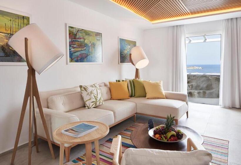 סוויטה עם ג'קוזי, Myconian Korali Relais & Chateaux