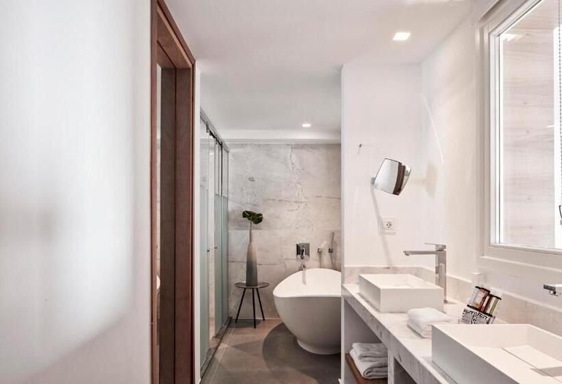 סוויטת ג'וניור פרמיום, Myconian Korali Relais & Chateaux