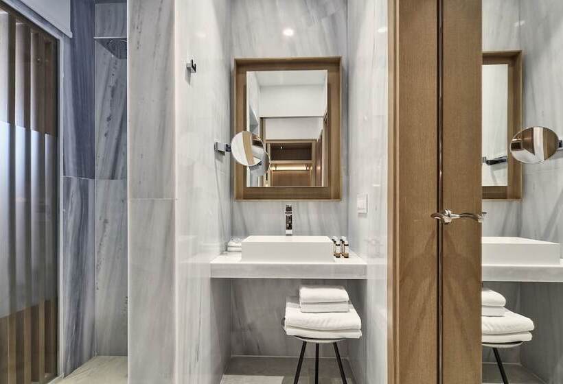 סוויטת ג'וניור נוף לים, Myconian Korali Relais & Chateaux