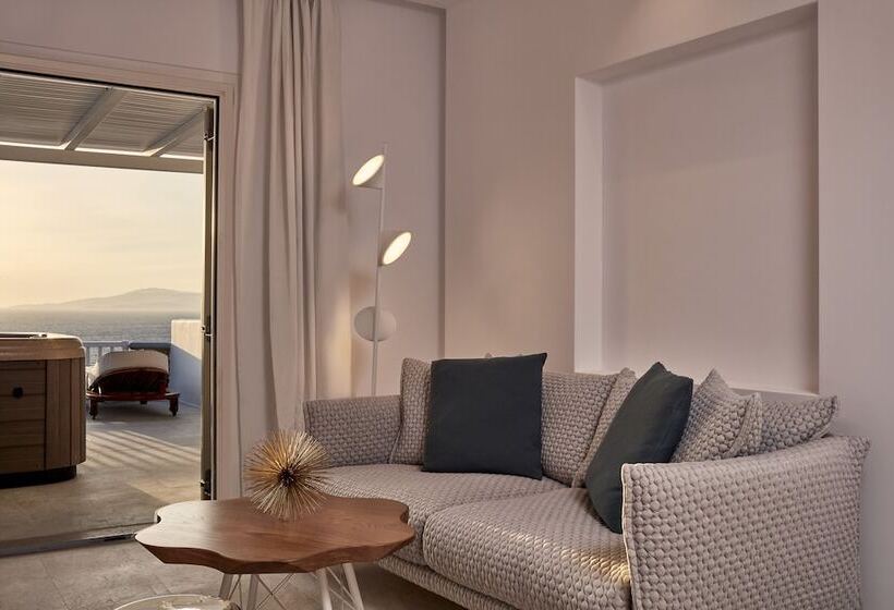 جناح جونيور مطلّ علي البحر, Myconian Korali Relais & Chateaux