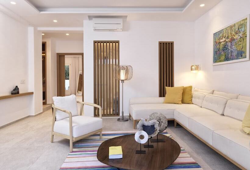 סוויטה עם בריכה, Myconian Korali Relais & Chateaux