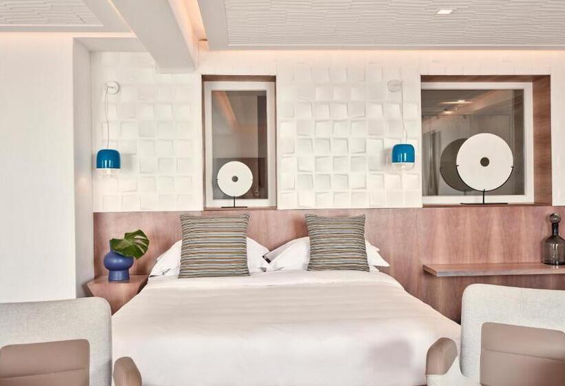 Полулюкс Премиум, Myconian Korali Relais & Chateaux