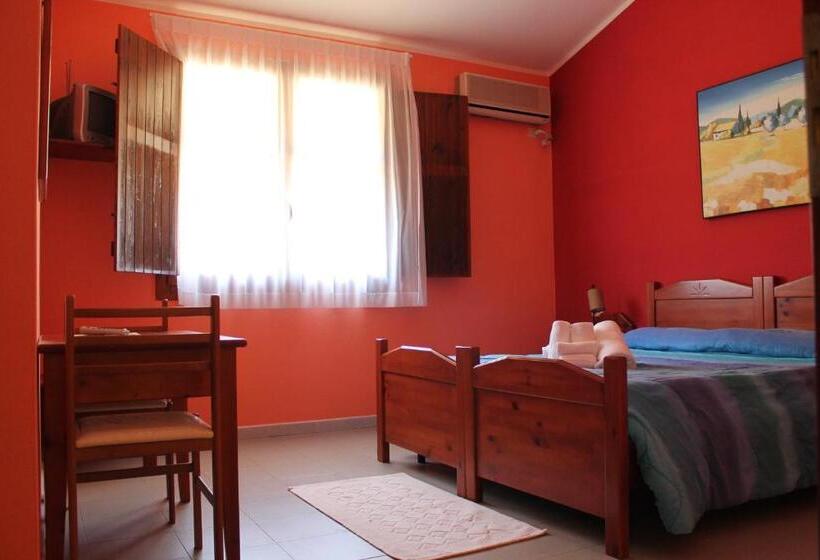 غرفة قياسية, Ostello Su Mannau